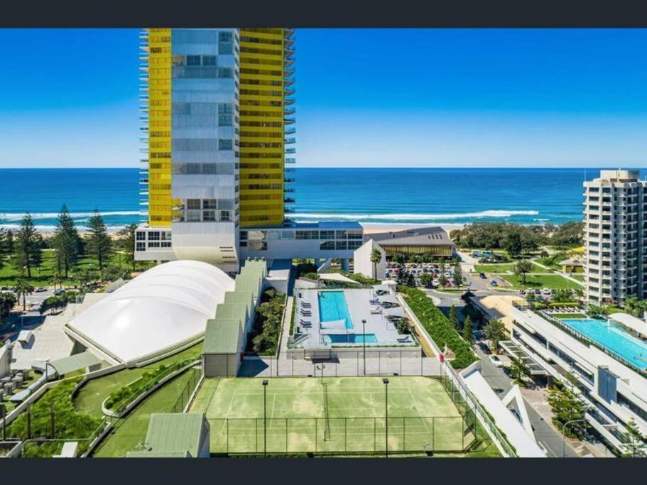 Air On Broadbeach Beachfront 2Level Stunning Apartment With 180 Degree Views Gold Coast Bagian luar foto