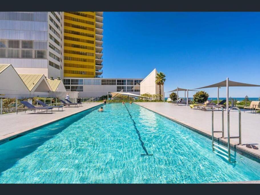 Air On Broadbeach Beachfront 2Level Stunning Apartment With 180 Degree Views Gold Coast Bagian luar foto