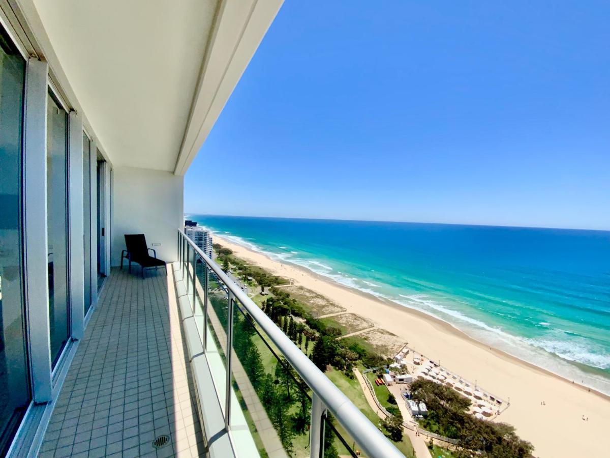 Air On Broadbeach Beachfront 2Level Stunning Apartment With 180 Degree Views Gold Coast Bagian luar foto