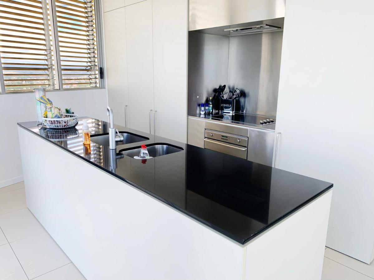 Air On Broadbeach Beachfront 2Level Stunning Apartment With 180 Degree Views Gold Coast Bagian luar foto